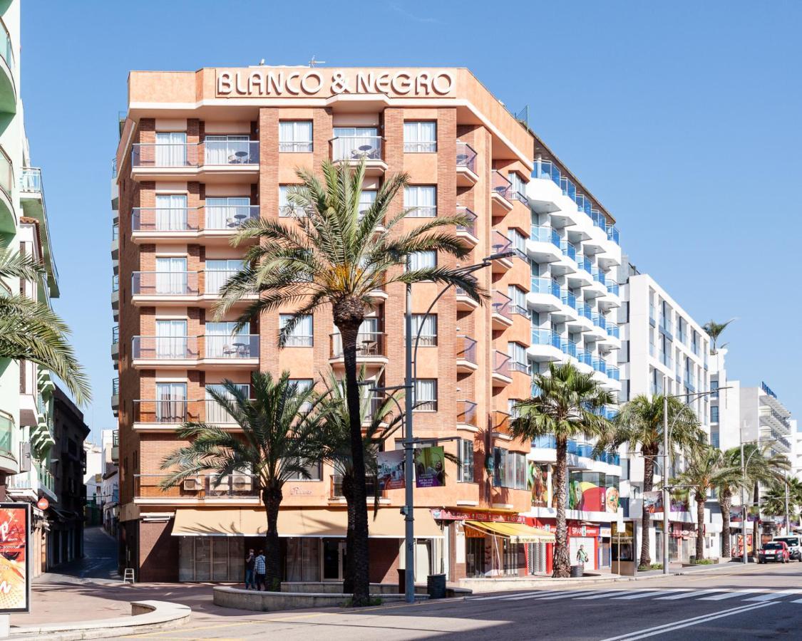 Apartamentos Blanco Y Negro - Recien Reformado Lloret de Mar Buitenkant foto